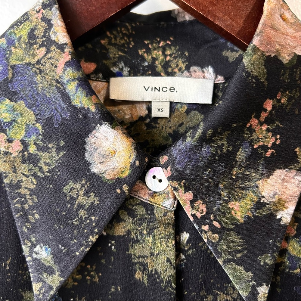 New VINCE 100% Silk Rose Field Blouse